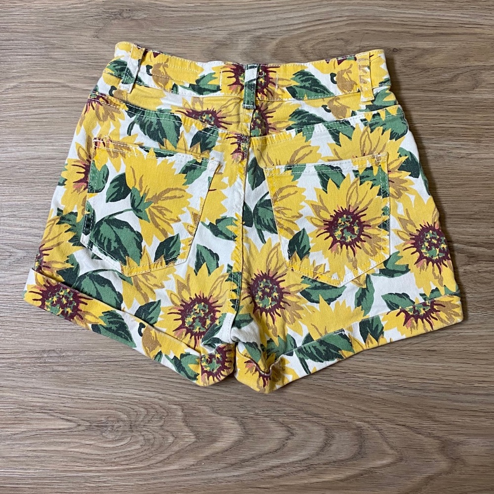 PacSun Bullhead Denim Sunflower high-waisted short